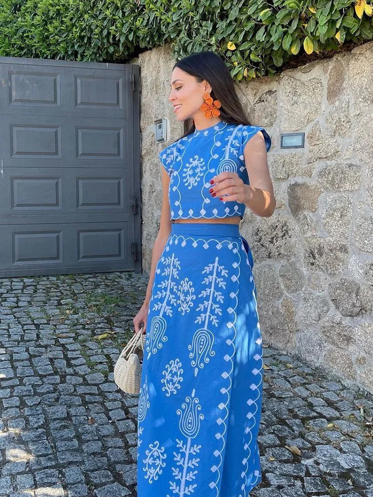 Robe de vacances deux pièces imprimée mode en blanc, bleu et vert clair