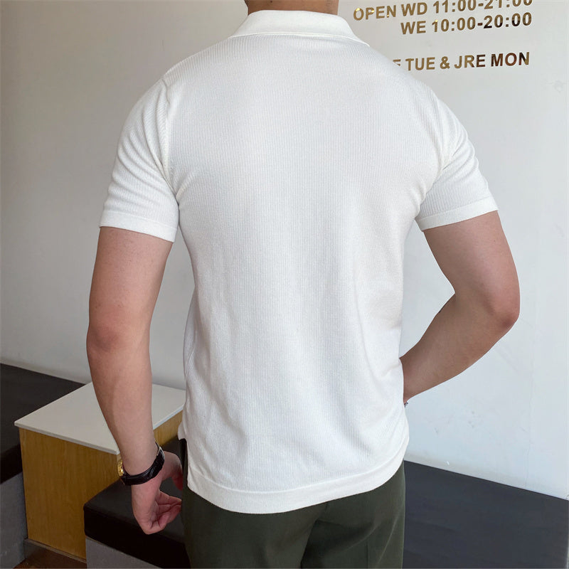 قميص رجالي برقبة على شكل V وأكمام قصيرة بياقة - تصميم بدون أزرار