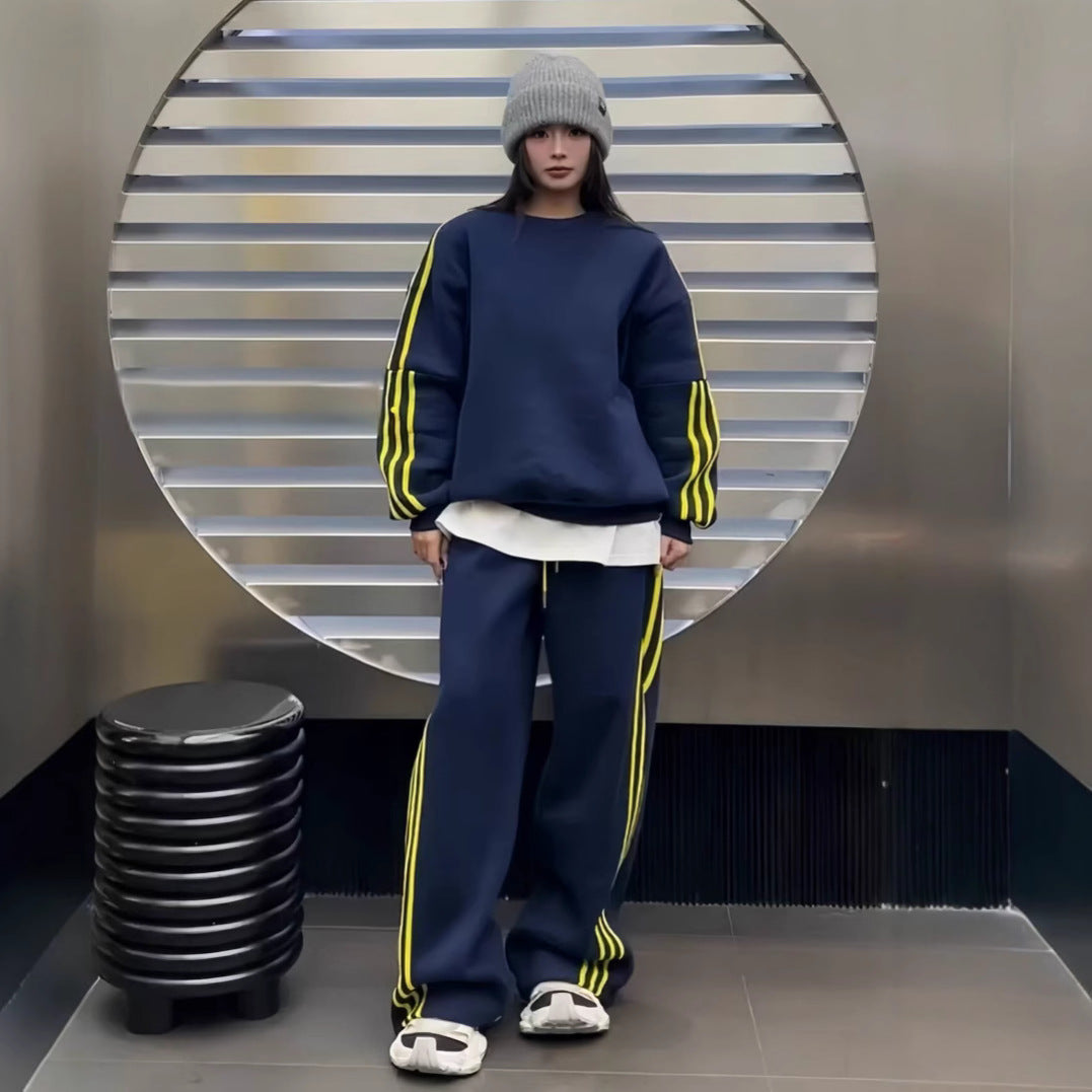 Womens Thickened AutumnWinter Hoodie And Casual Two-Piece Sports Set