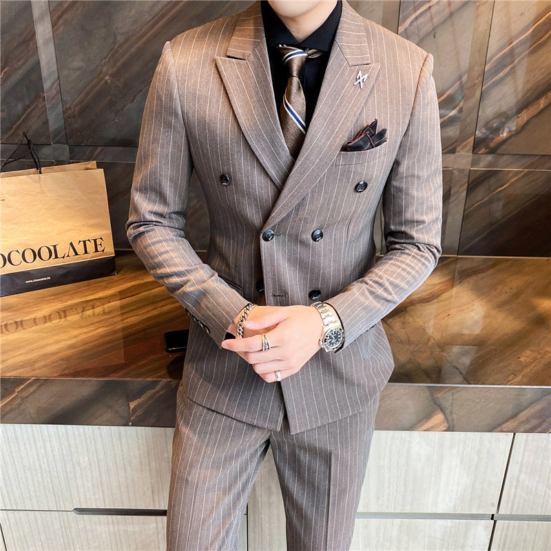 Costume croisé rayé chic décontracté pour homme