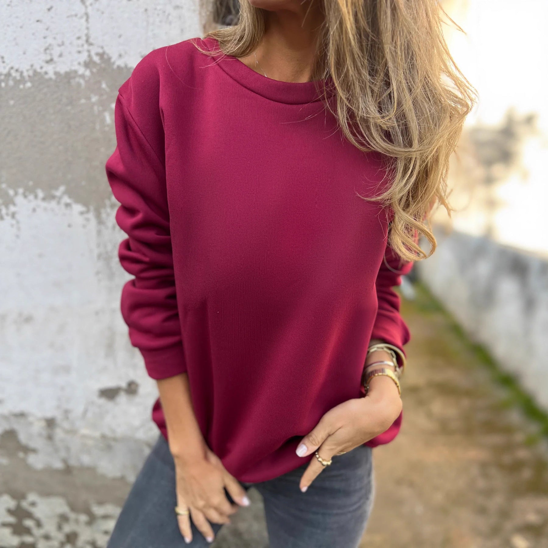 Casual Women's Solid Color Round Neck Long Sleeve Polyester Sweater
