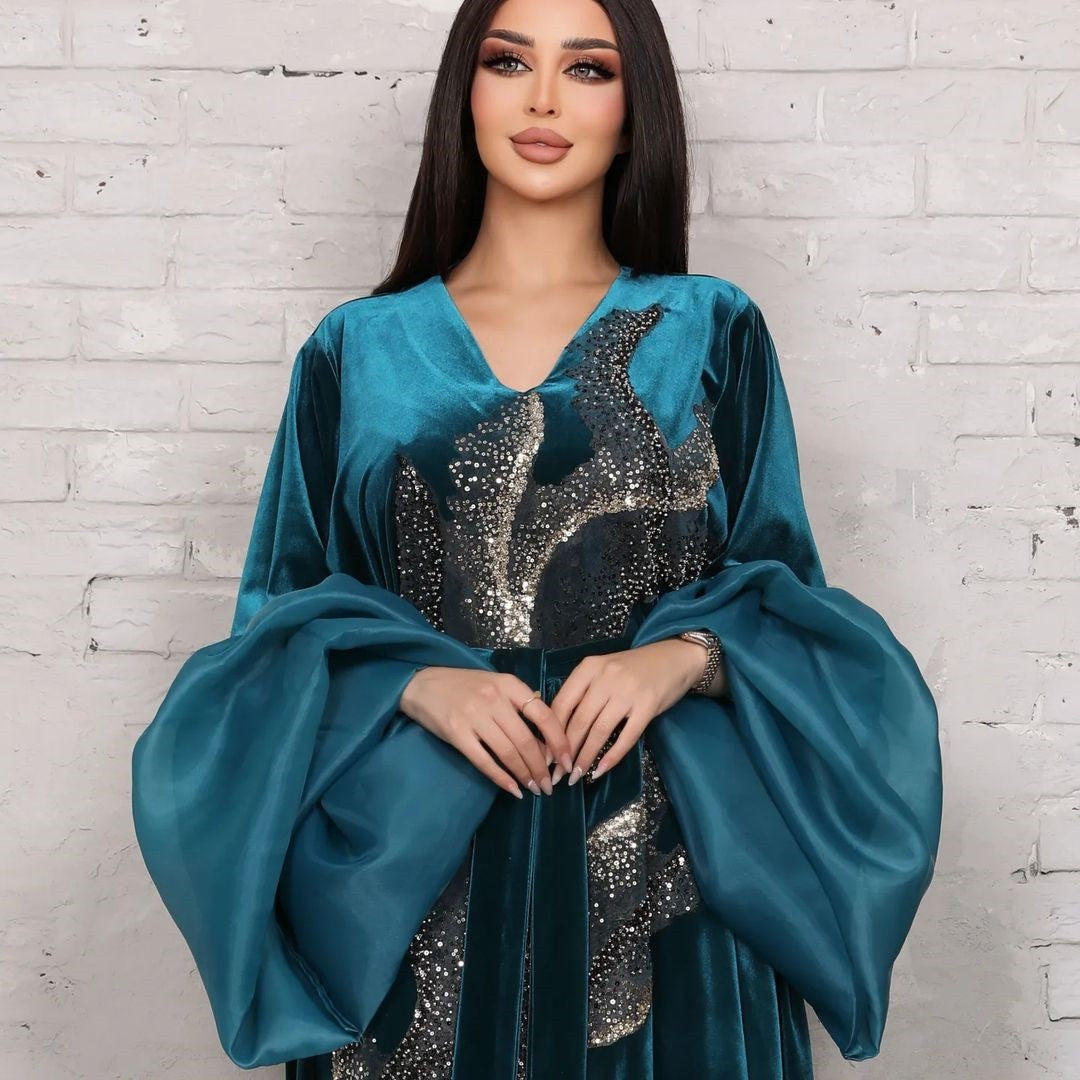 Robe longue en velours doré, tenue du Moyen-Orient