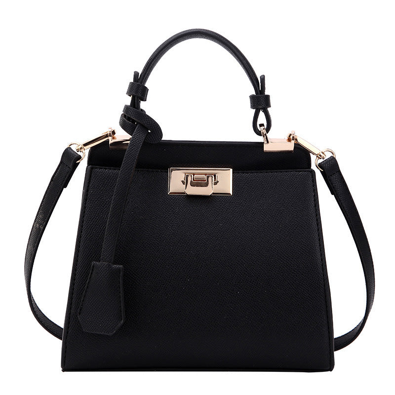 Large capacity simple shoulder bag