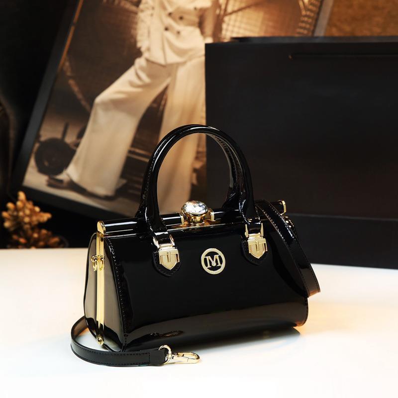 Senior Patent Leather One Shoulder Crossbody Mini Bag with Rhinestones