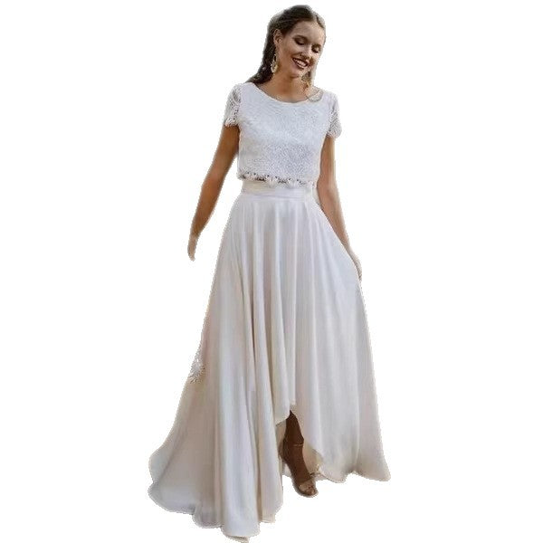 Robe de mariée légère pour photos à l'étranger, style demoiselle d'honneur en dentelle et satin.