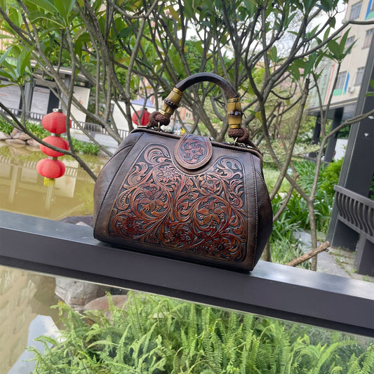 Women's Fashion Retro Clip Leather Carving Shoulder Bag