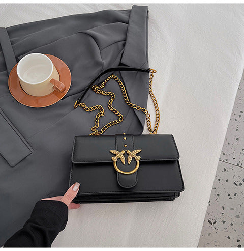 Women's Messenger Bag Swallow Chain Fashion Shoulder Bag