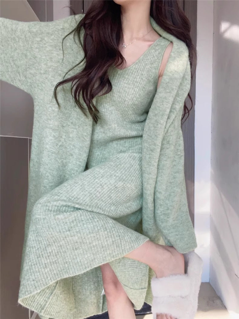 Ensemble gilet-cardigan et nuisette en tricot pour femme