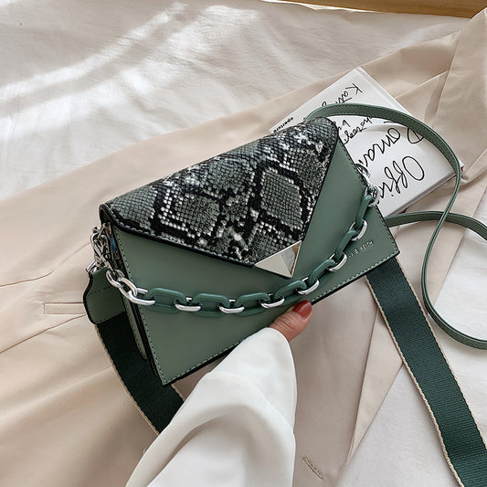 Snake pattern women's bag fashion trend