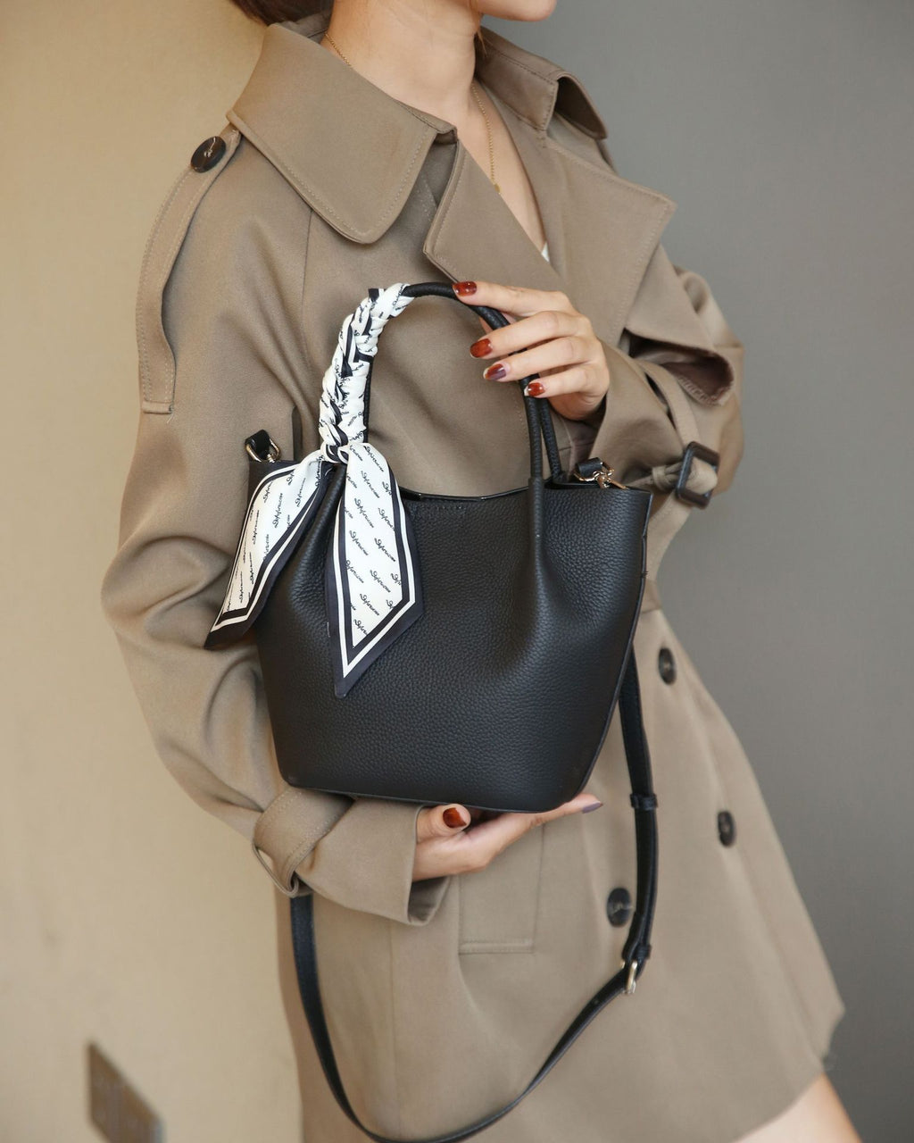 Sac pour femme en cuir véritable à bandoulière 27x11x19cm