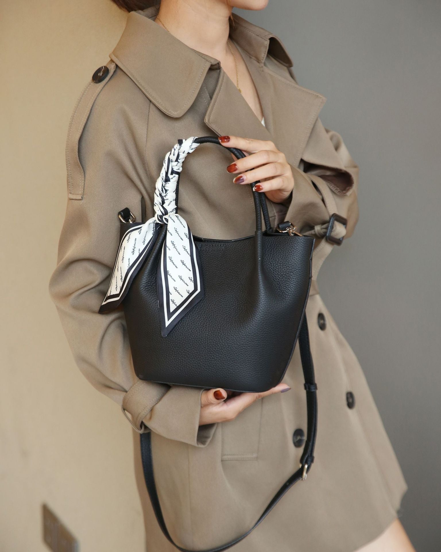Sac pour femme en cuir véritable à bandoulière 27x11x19cm