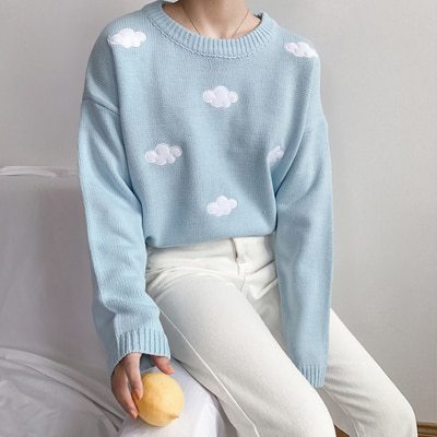 Loose Cloud Sweater with 62cm Length and 114cm Bust