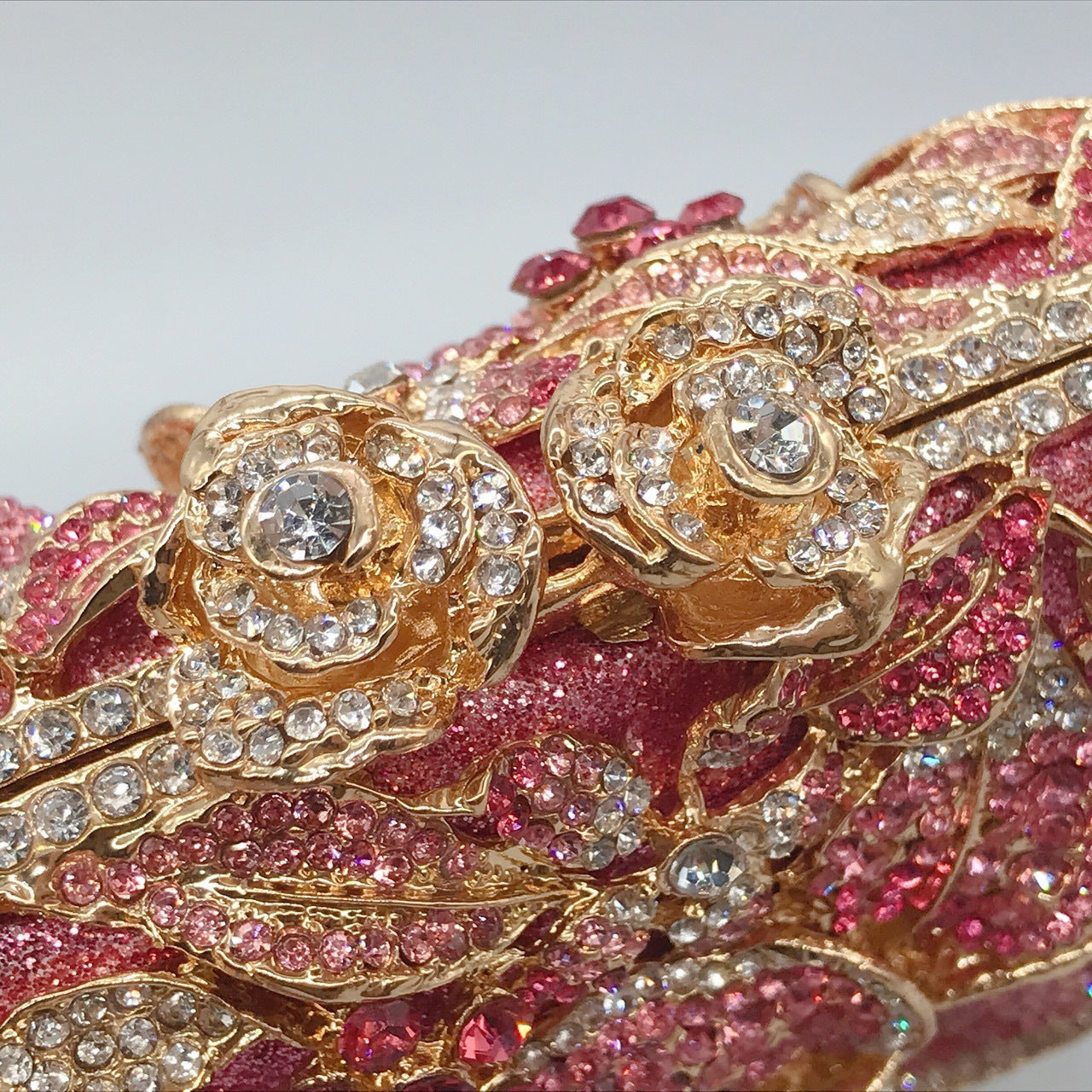 Metal Rose Diamond Chain Clutch Evening Bag 17x11x5cm