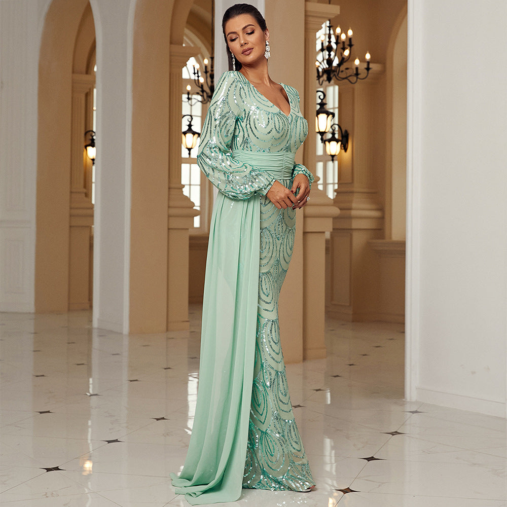 Robe de soirée élégante à col en V et sequins, manches longues, pour événements à Dubaï