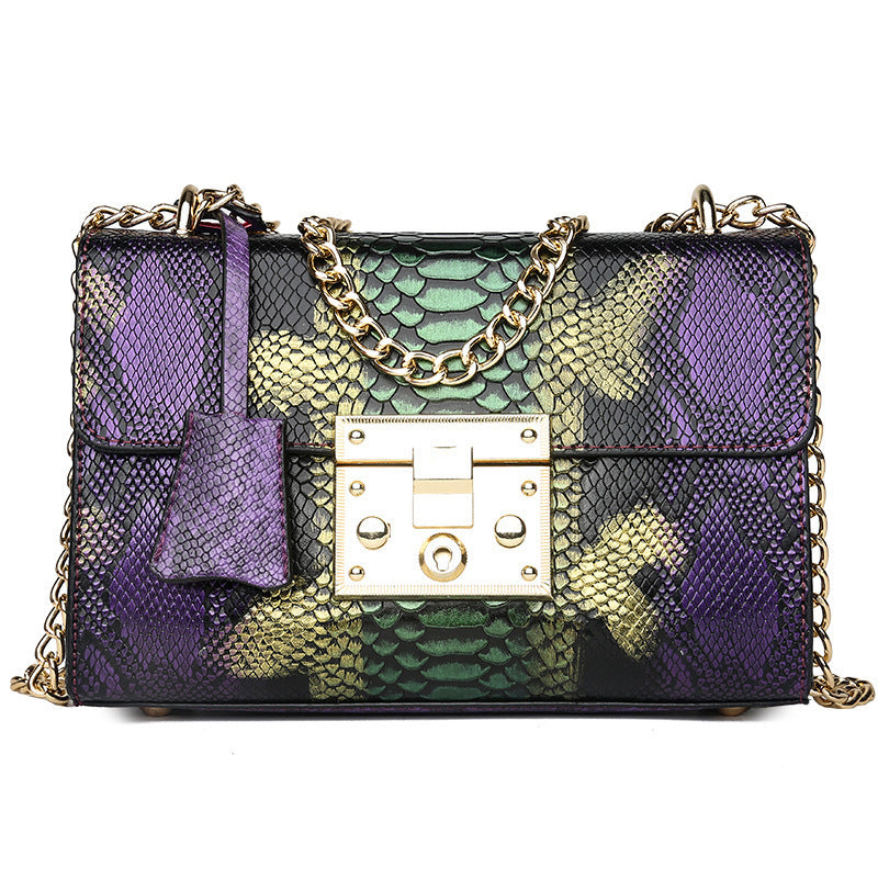 Petit sac carré à chaîne avec motif serpent