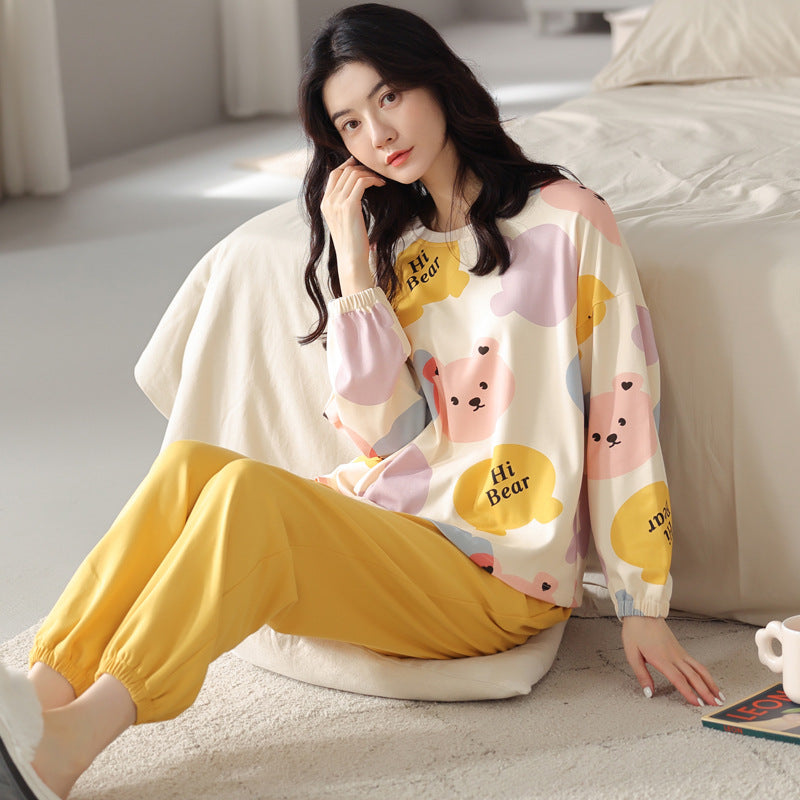 Ensemble pyjama femme doux et minimaliste pour le printemps et l'automne