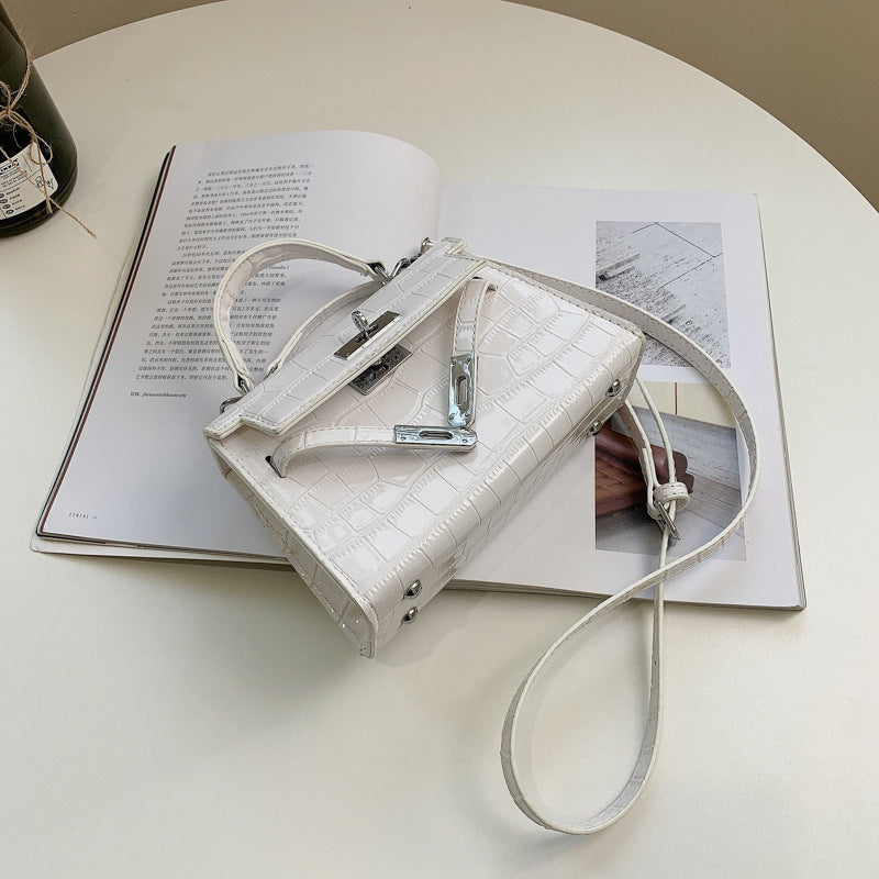 Net Celebrity Western Style Messenger Bag Mini Portable Platinum Bag