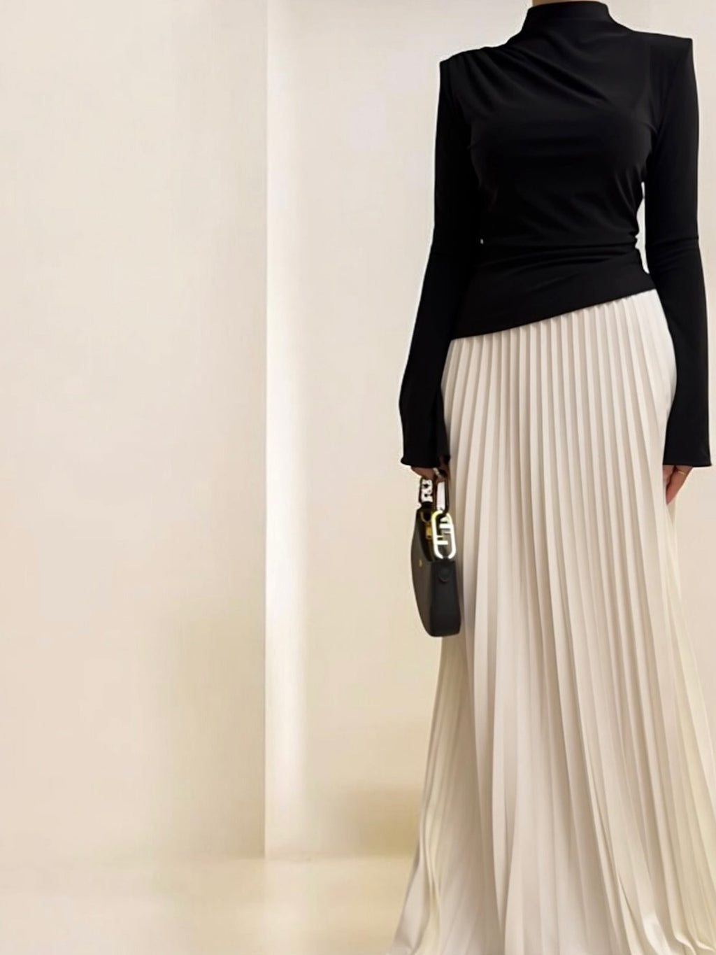Turtleneck Solid Top & Contrasting Maxi Skirt Suit Polyester