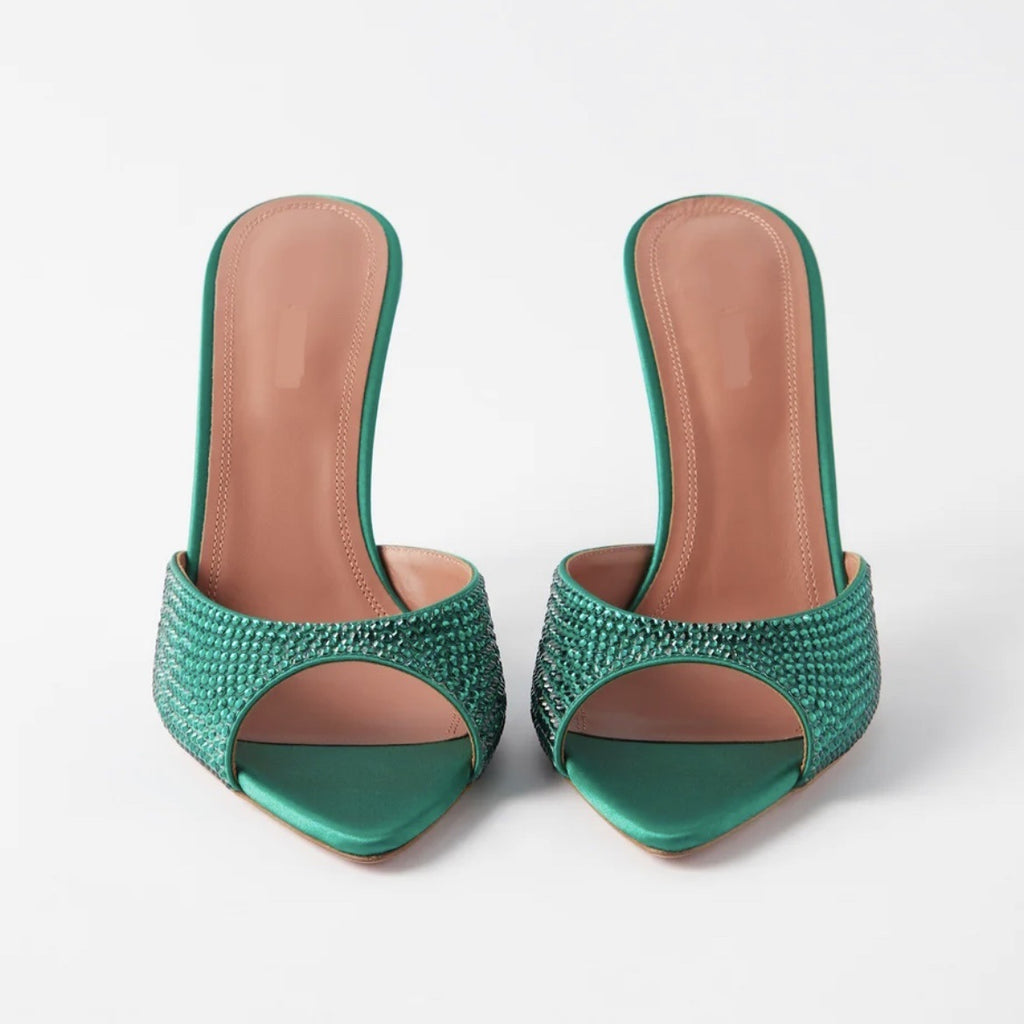 Escarpins à bout ouvert et strass en satin à talons hauts
