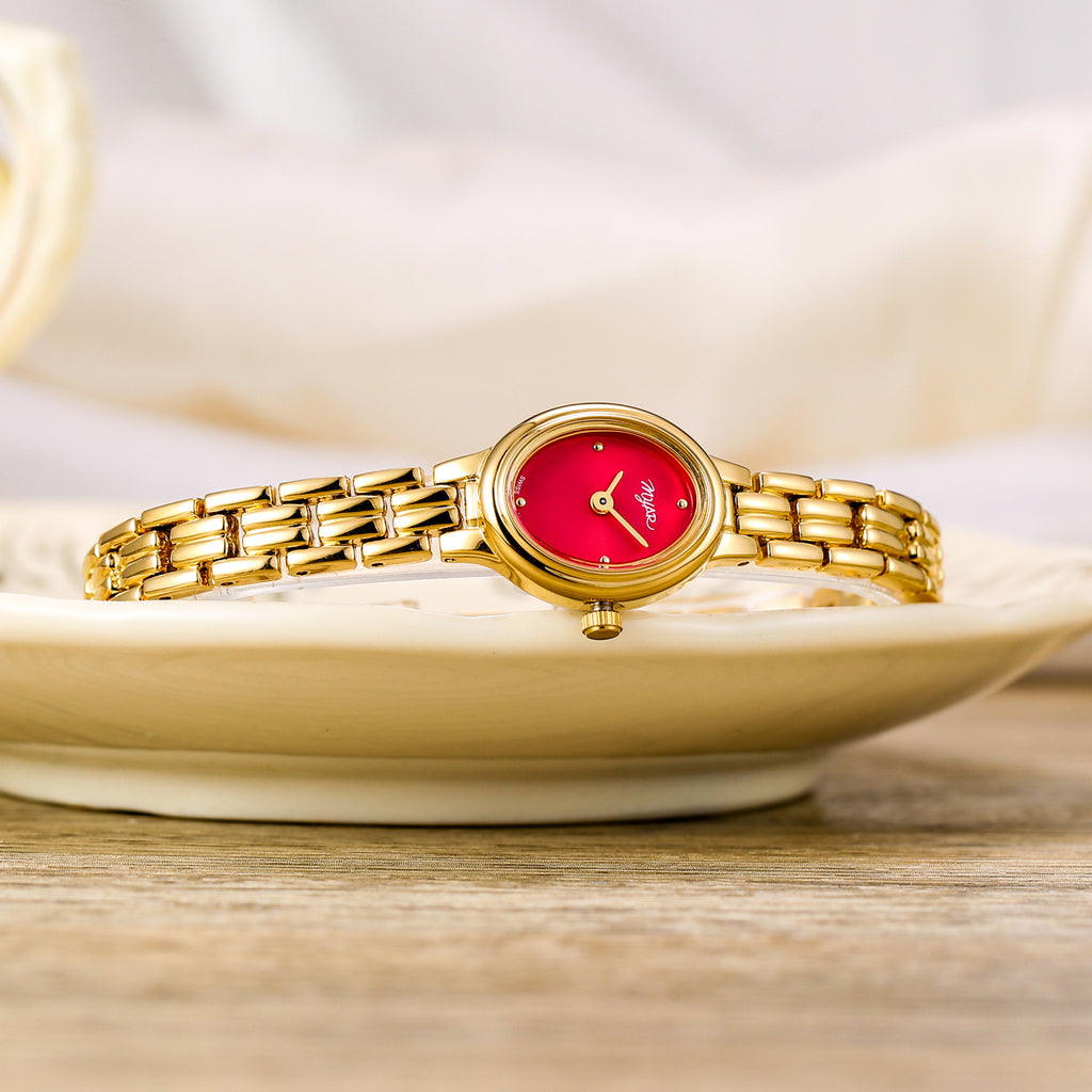 Montre à quartz étanche vintage ovale mini pour femme, épaisseur 7 mm, résistante à l'eau jusqu'à 30 m