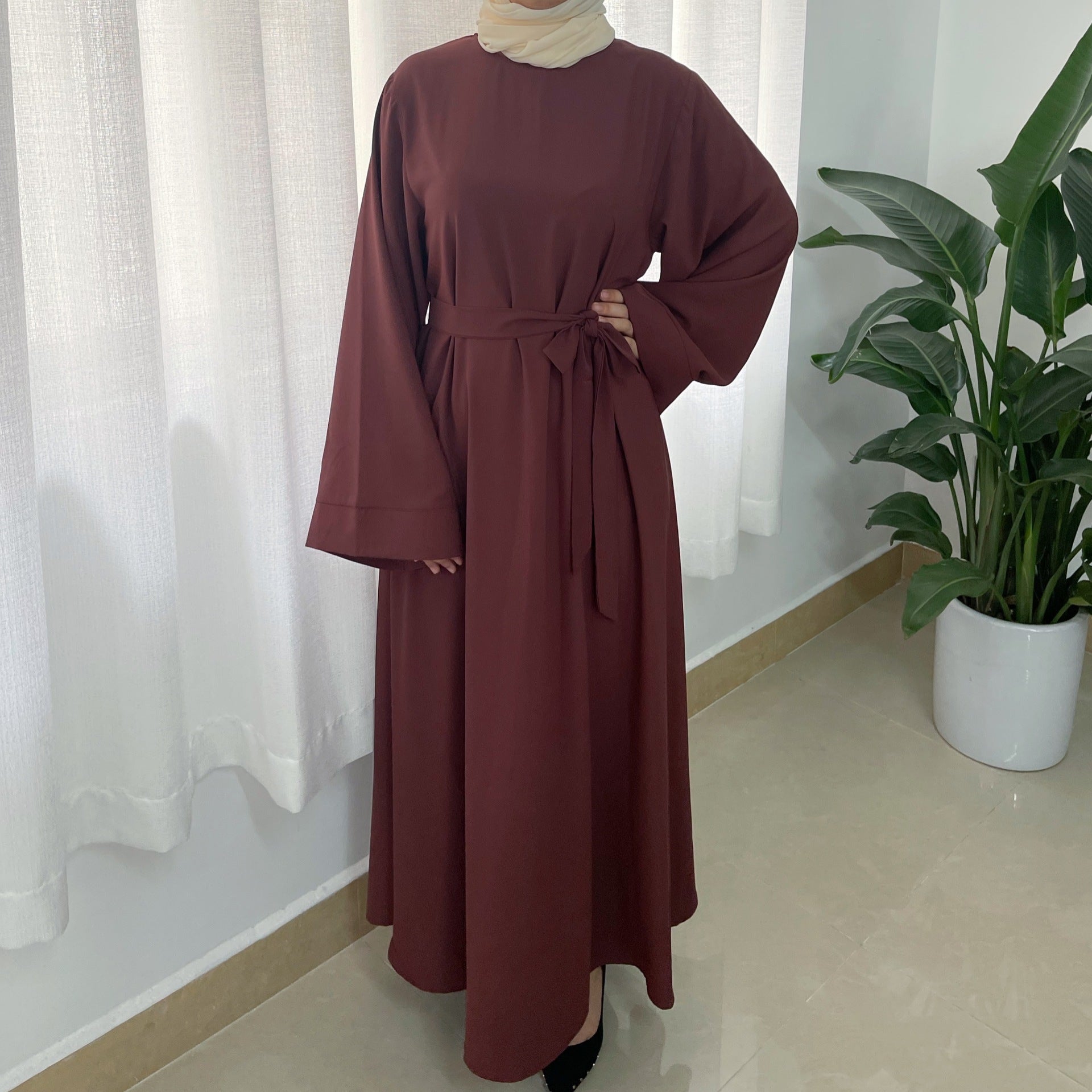 Plus Size Elegant Muslim Long Sleeve Dress with Zipper