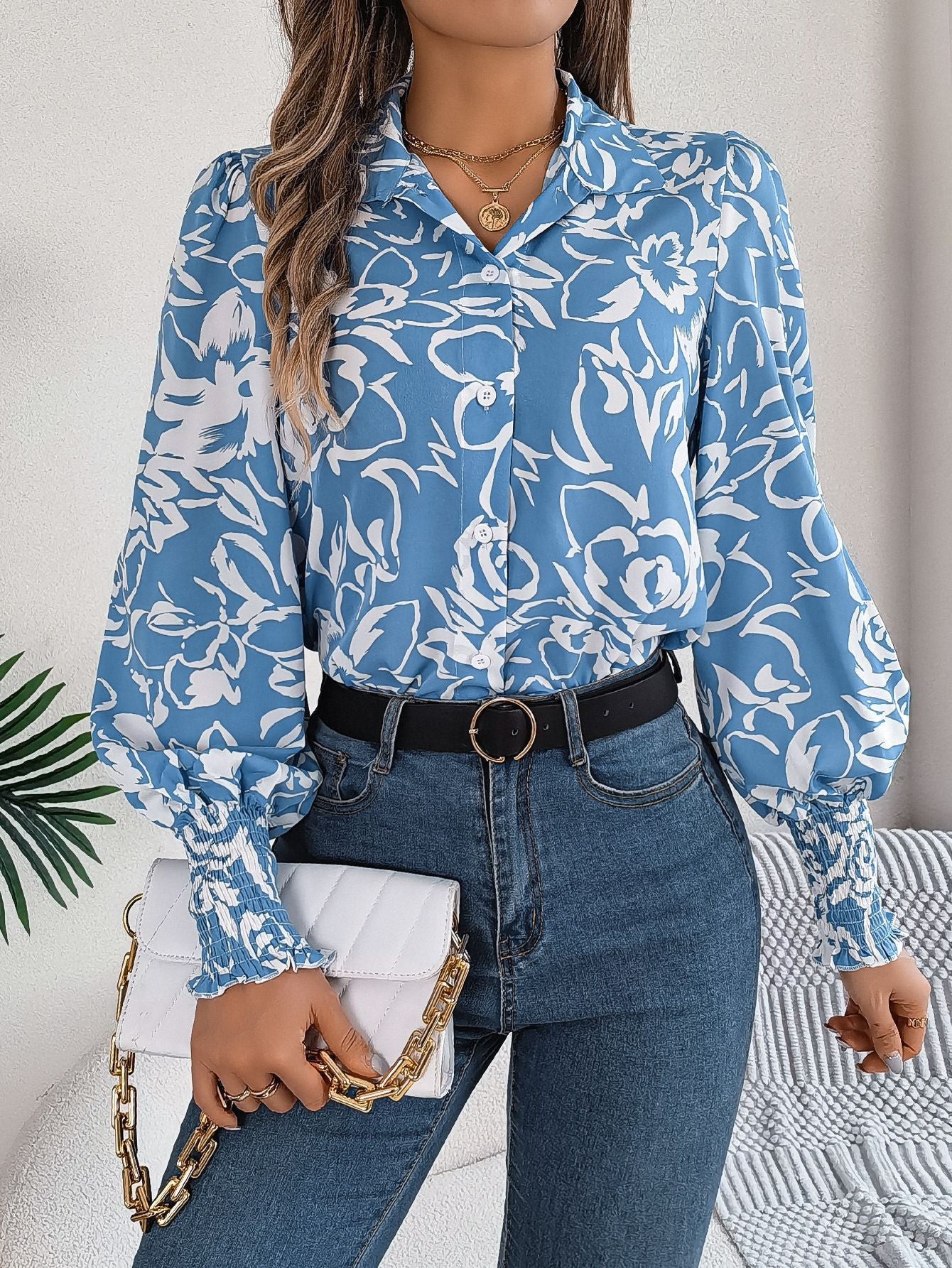 Contrast Color Flower Lantern Sleeve Lapel Shirt - White, Blue, Polyester