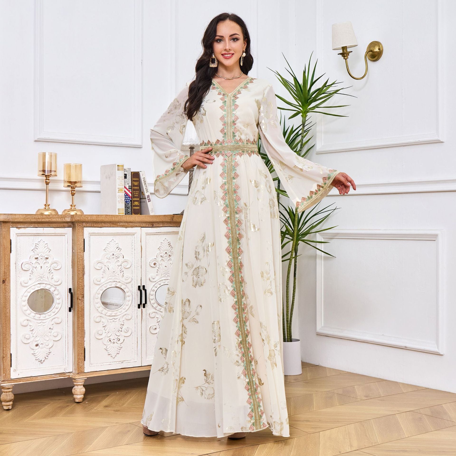 Women's White Muslim Robe with Bronzing Embroidery and Ruffles