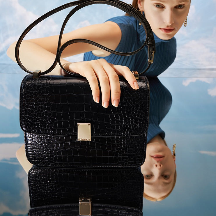 Pattern Women's PU Leather Crocodile Messenger Tofu Bag – Light Luxury, All-Match, Small & Large Sizes