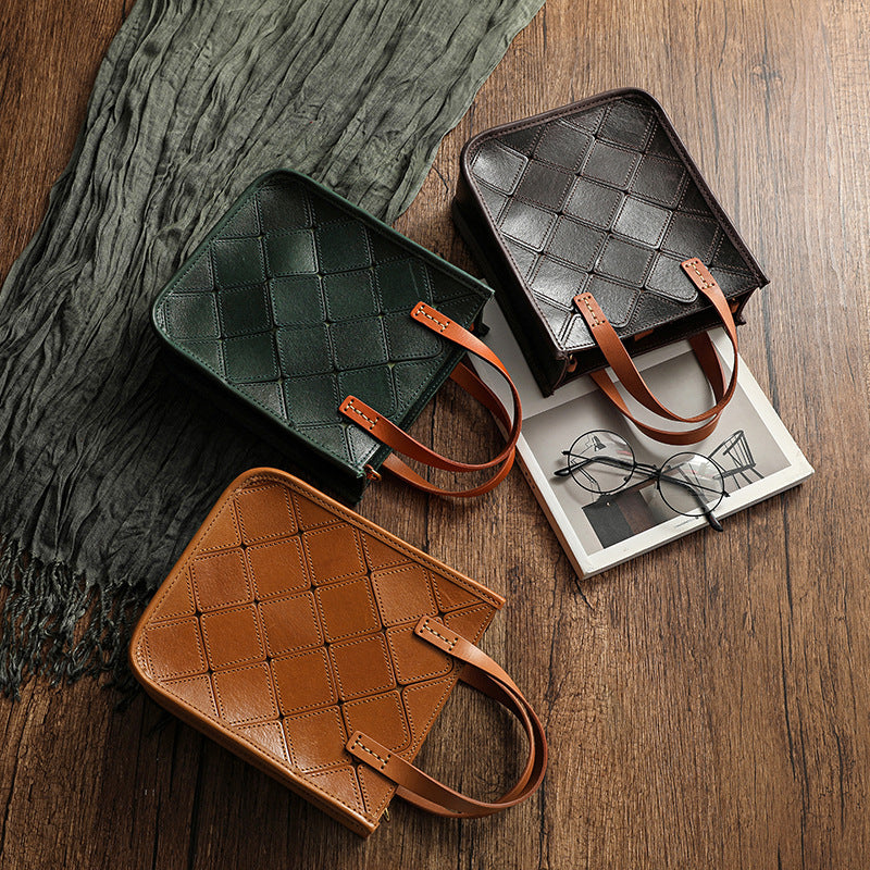 Vintage Vegetable Tanned Leather Handbag for Women - 22cm Square Magnetic Closure