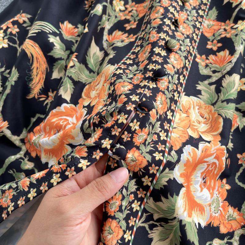Women's Loose French Retro Floral Apricot Black Dress