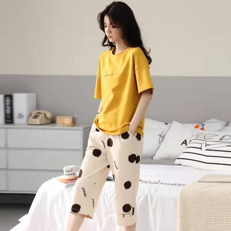 Women's Plus Size Short Sleeve Cropped Pajama Set Homewear