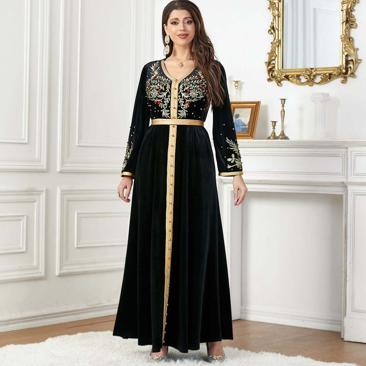Robe brodée de perles en velours du Moyen-Orient, coloris noir, vert et violet, tailles M-XXL
