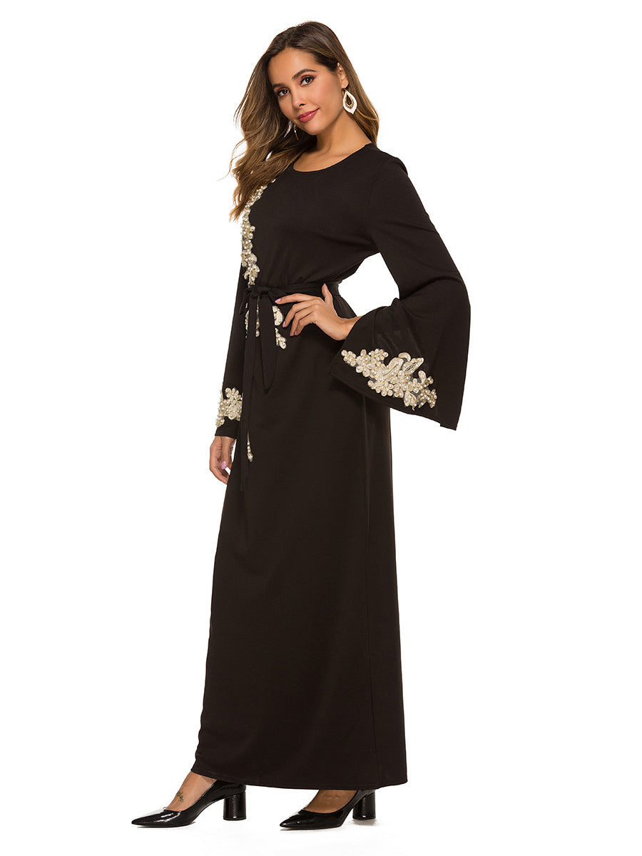 Robe longue musulmane brodée en mélange de coton avec manches trompette