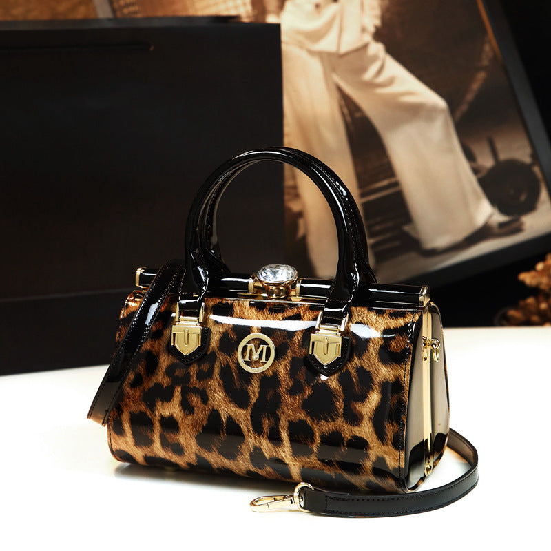 Senior Patent Leather One Shoulder Crossbody Mini Bag with Rhinestones