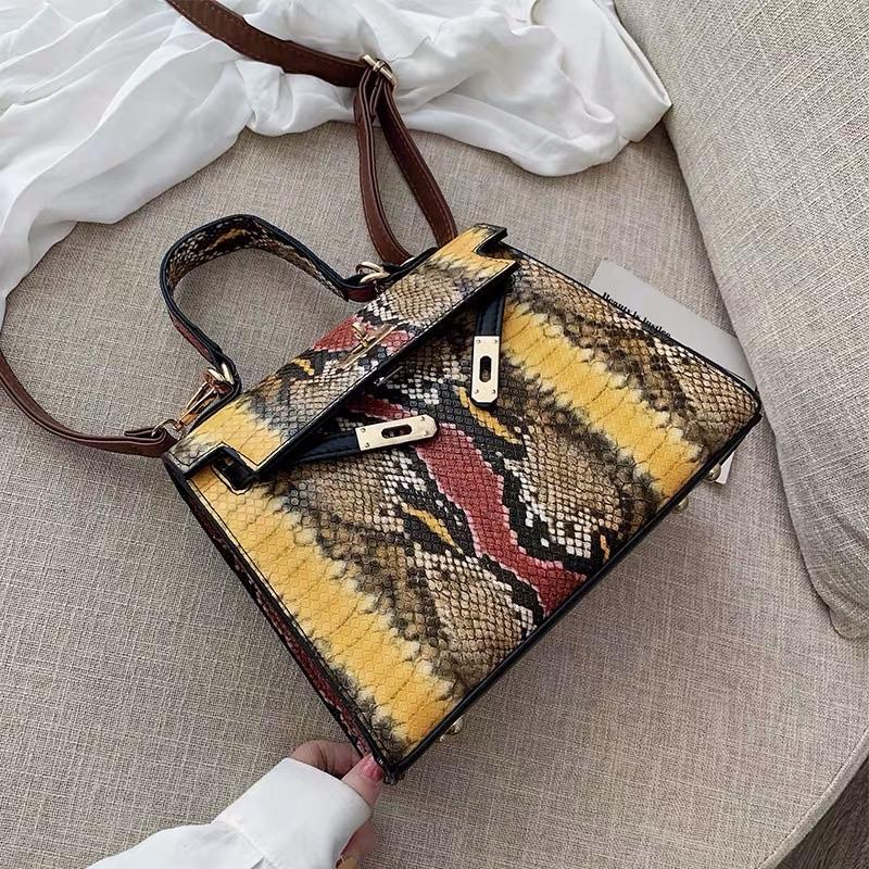 Women's Portable Snake Print Platinum Shoulder Messenger Bag