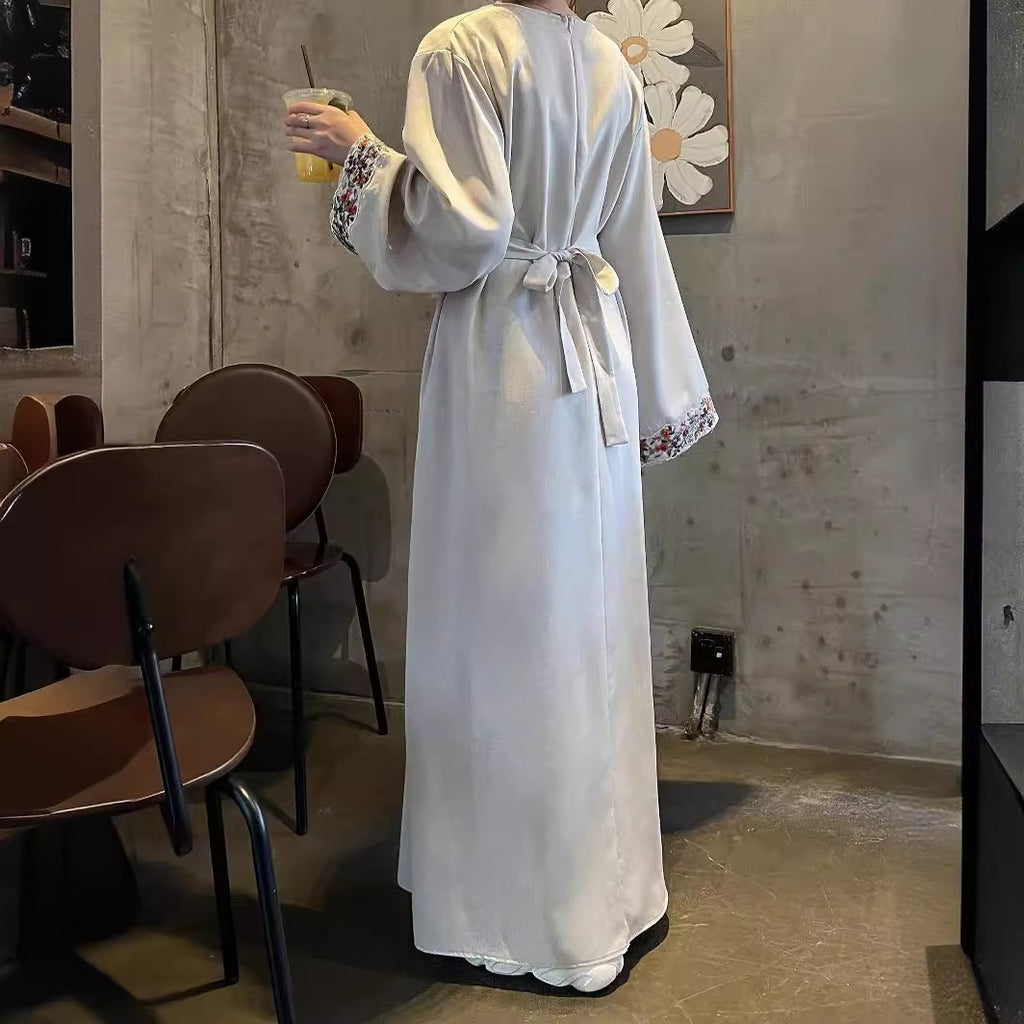 Robe musulmane brodée à manches longues en polyester abricot