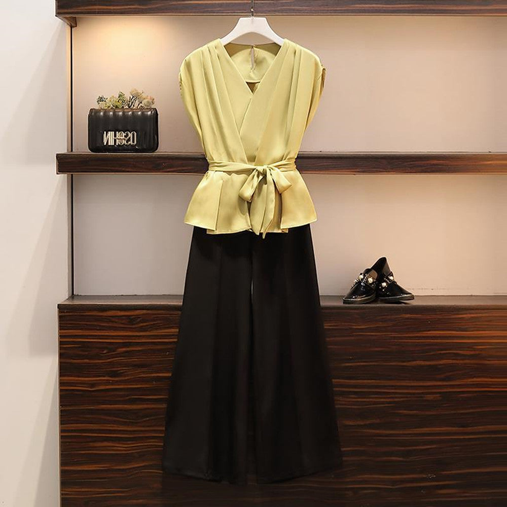 Feminine Sleeveless V-Neck Top with High Waist Pants Suit