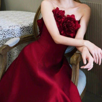 Human Wealth Burgundy Strapless Silk Wedding Toast Dress