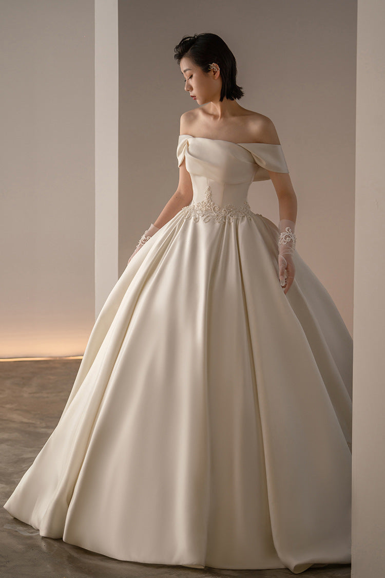 Women's Satin Off-Shoulder Retro Trailing Wedding Dress
