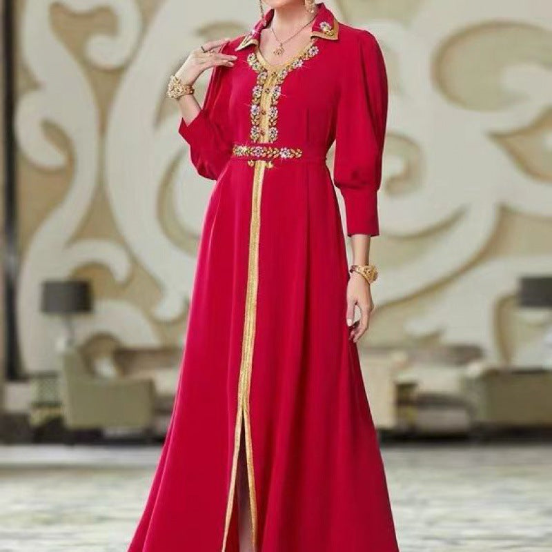 عباية نسائية بلون موحد