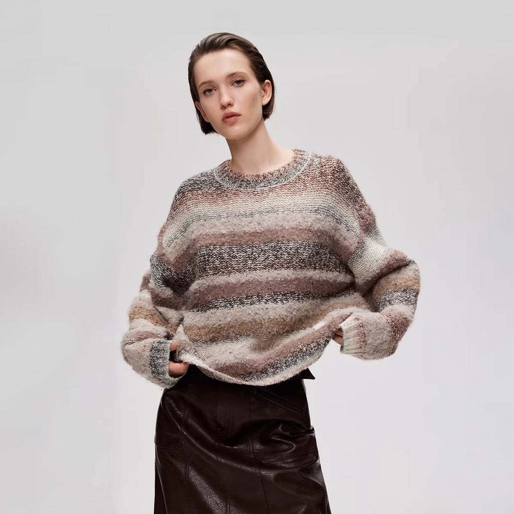 Pull en maille ample à col rond, rayures dégradées et épaules tombantes