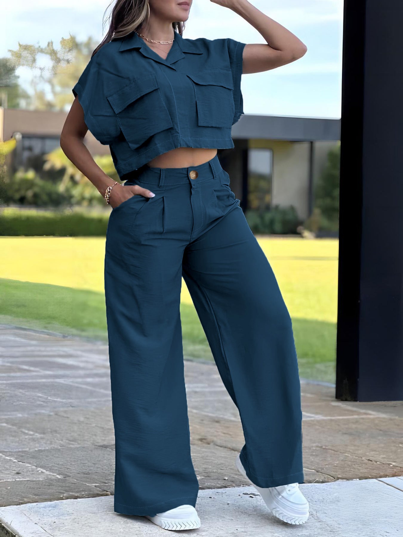 Ensemble deux pièces taille haute style western en vert paon, bleu marine et noir