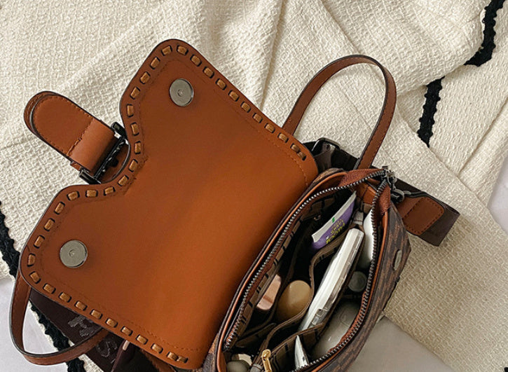 Women's Retro Printed Small Square Crossbody Bag in Khaki & Brown