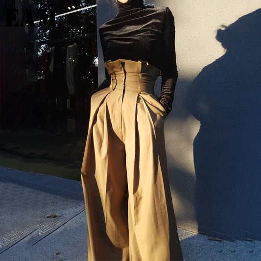 High waist and long legs