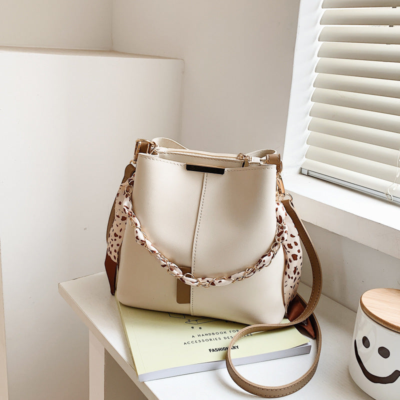 Sac seau rétro à la mode avec foulard en soie Sac messager décontracté pour femmes