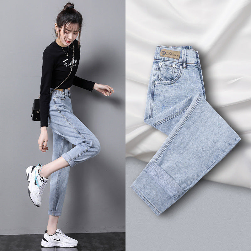 Pantalon carotte droit ample en jean bleu clair taille haute