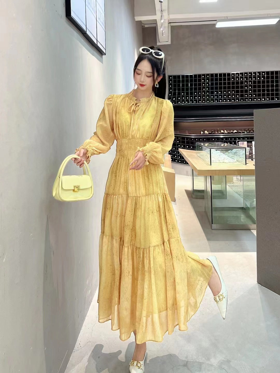 Robe de thé en mousseline élégante française mi-longue à manches bouffantes