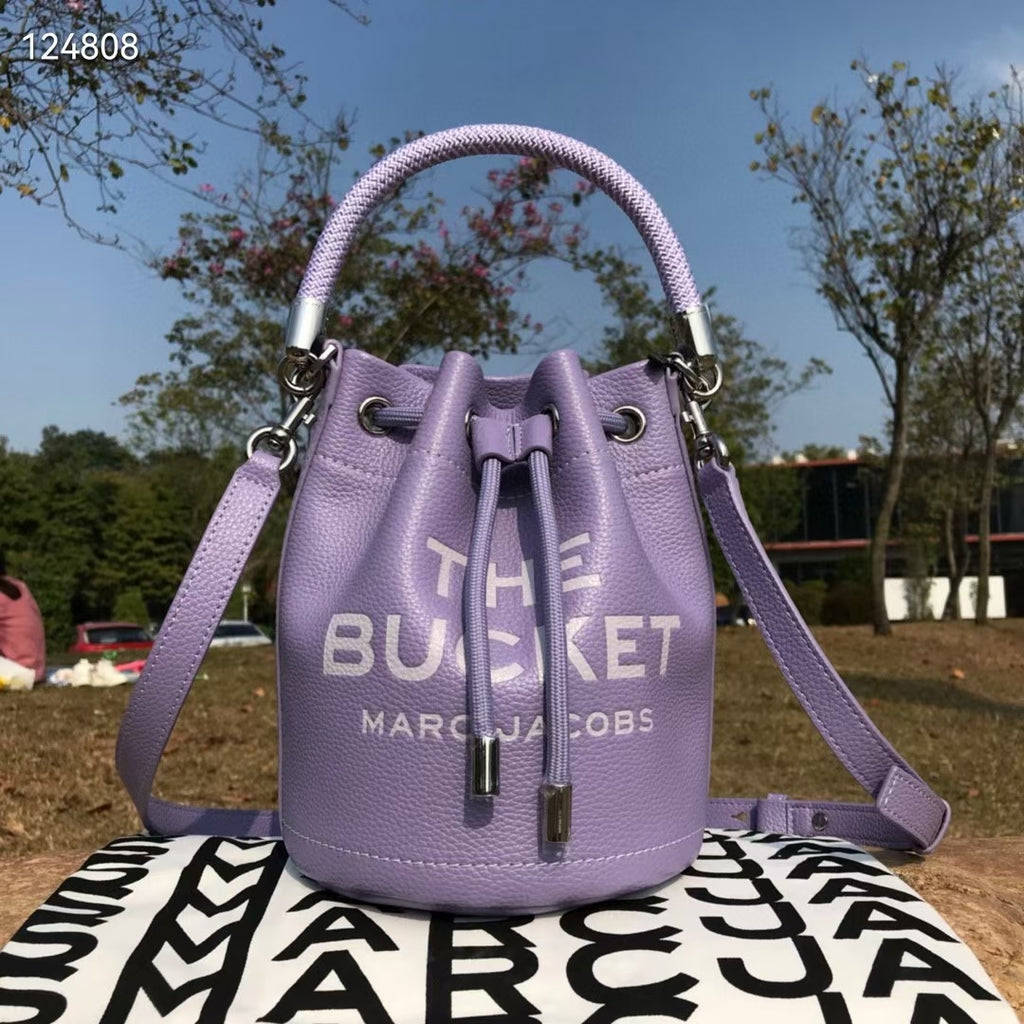Sac bandoulière en cuir de vachette à cordon de serrage petit sac à main de couleur unie pour femmes