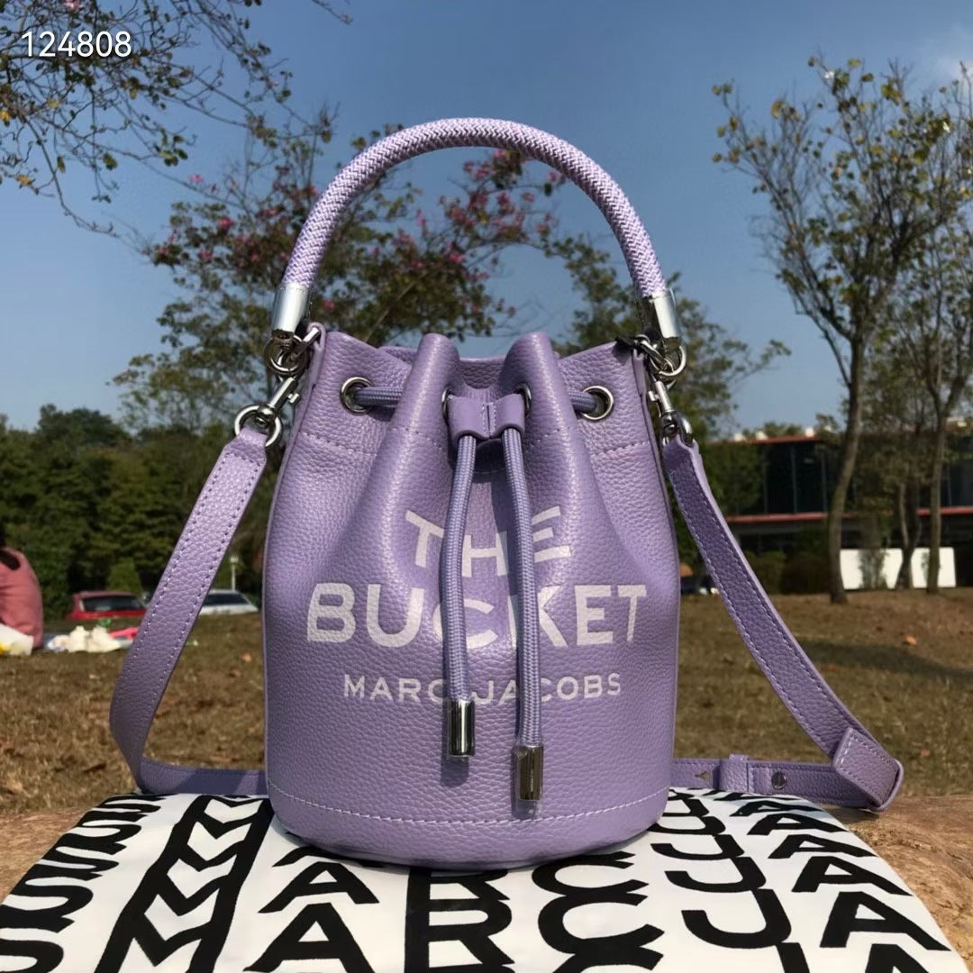 Sac bandoulière en cuir de vachette à cordon de serrage petit sac à main de couleur unie pour femmes