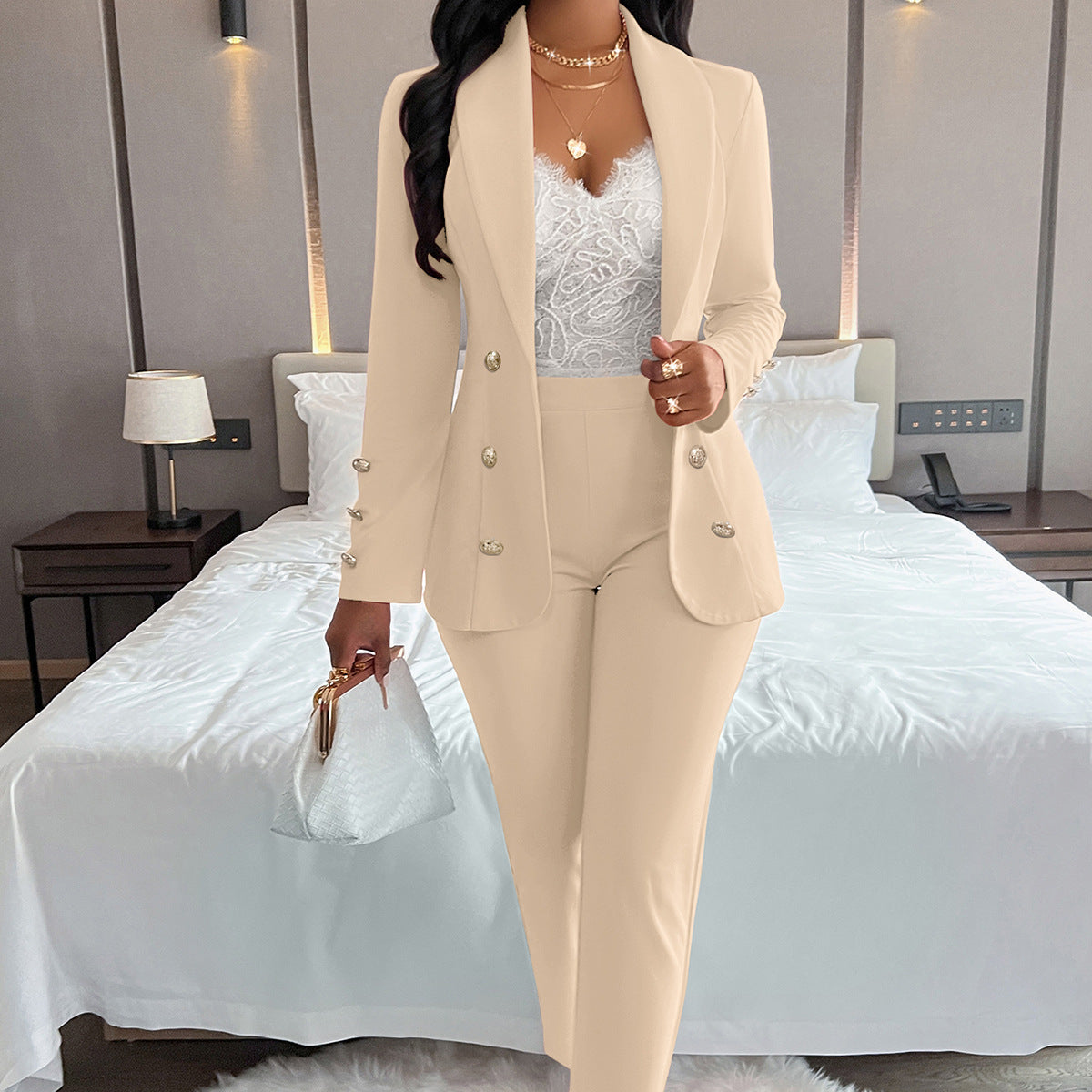 European and American Women's Small Suit with Dignified Design